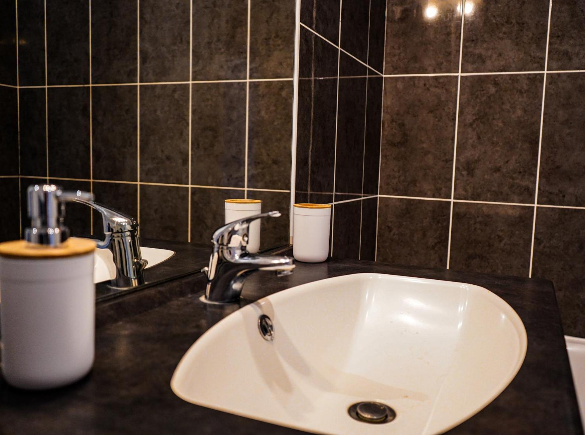 Bel Appartement Climatise & Parking Perpignan Eksteriør bilde