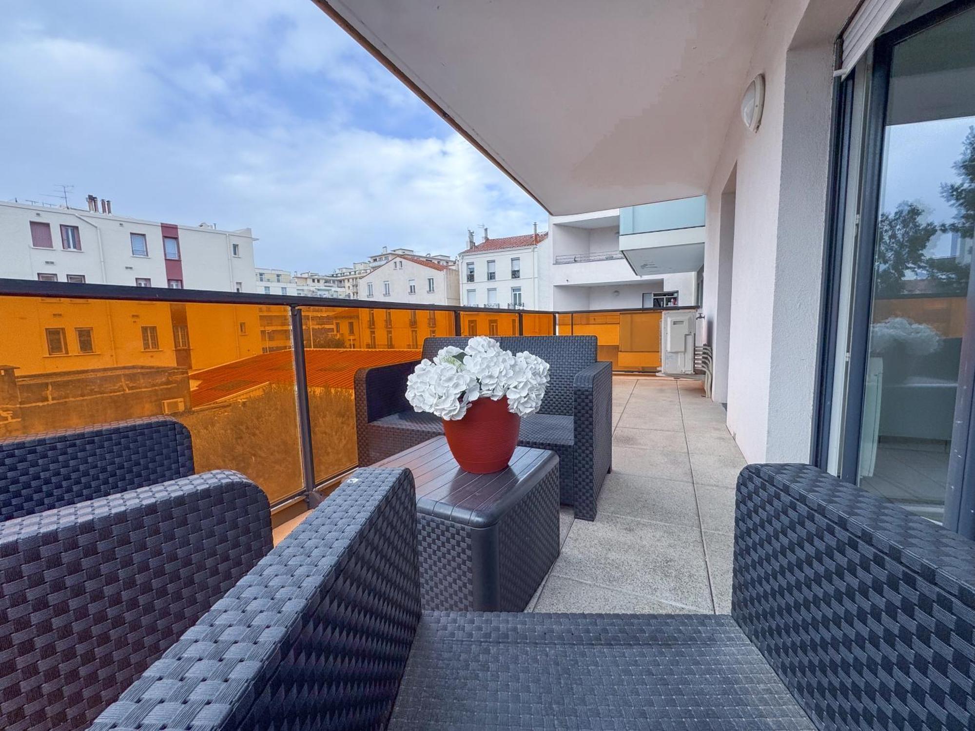 Bel Appartement Climatise & Parking Perpignan Eksteriør bilde